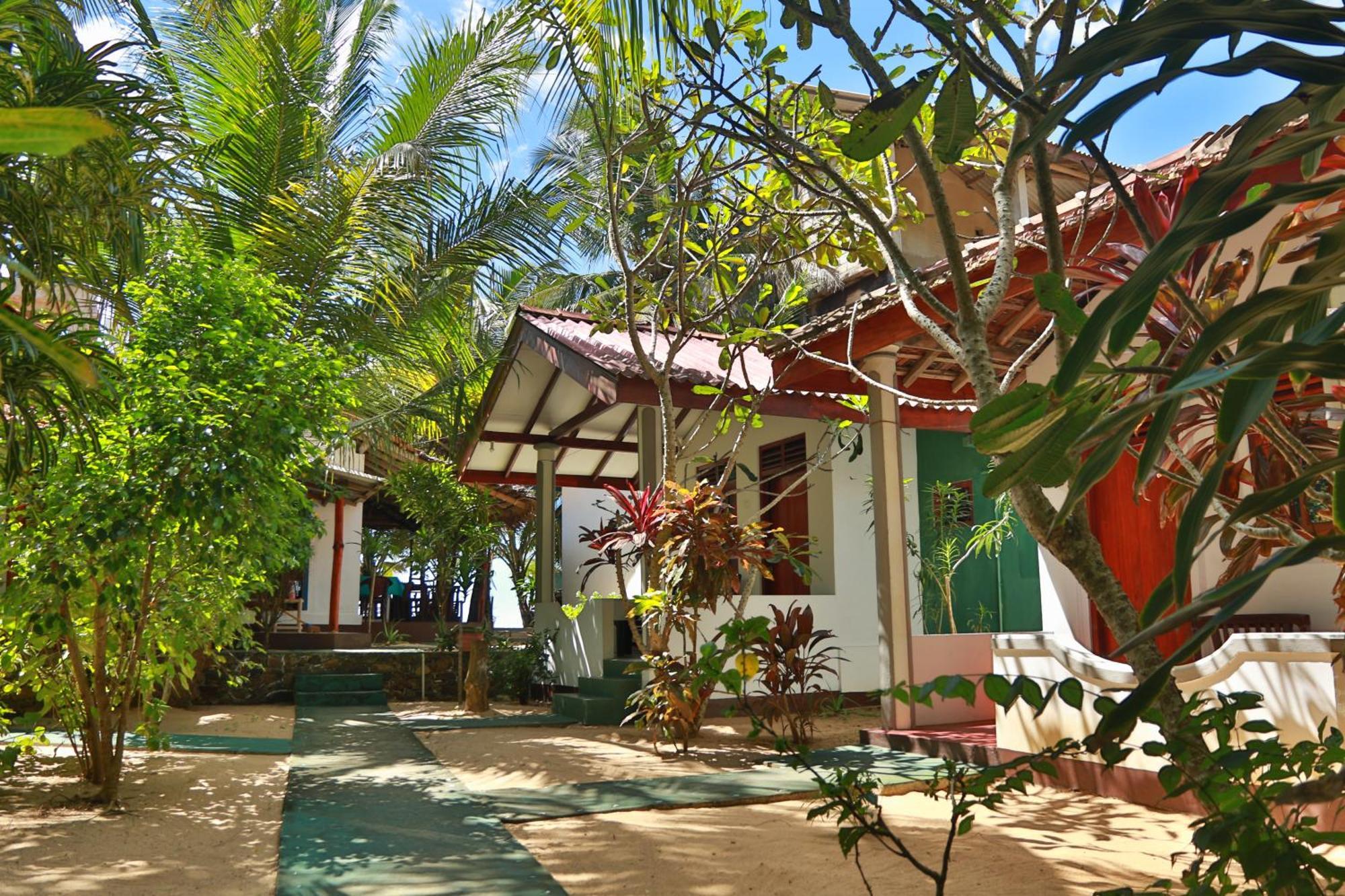 Panorama Rock Cafe Bed & Breakfast Tangalle Luaran gambar