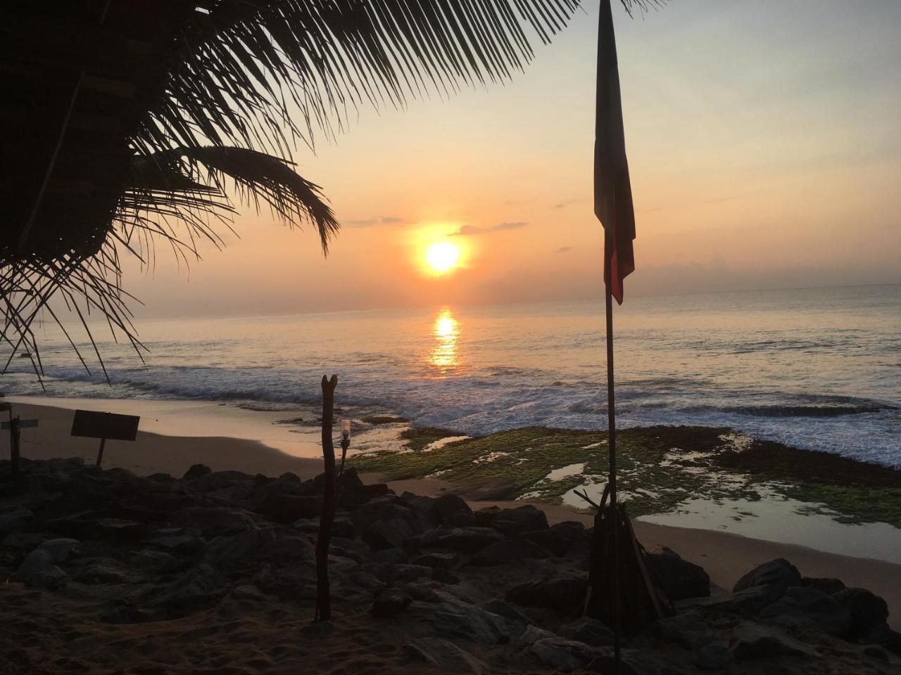 Panorama Rock Cafe Bed & Breakfast Tangalle Luaran gambar